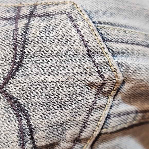 Old navy light denim distressed jacket w contrast stitching and - Picture 4 of 8